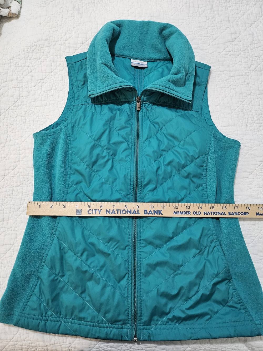 Columbia Teal Quilted Fleece-Blend Women's Vest - Picture 2 of 5